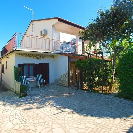 Apartment Fuer 2 Personen Ca 23 Qm In Medulin, Istrien Suedkueste Von Istrien